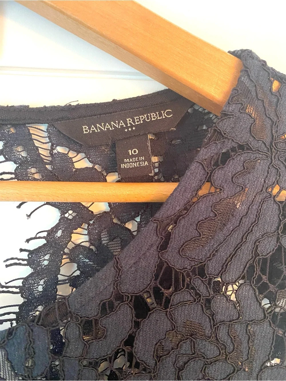 Banana Republic Navy Floral Lace Dress (size 10)
